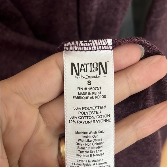 Nation LTD Purple Oversized Long Sleeve Cut Out Sweatshirt Sz small - Picture 8 of 8